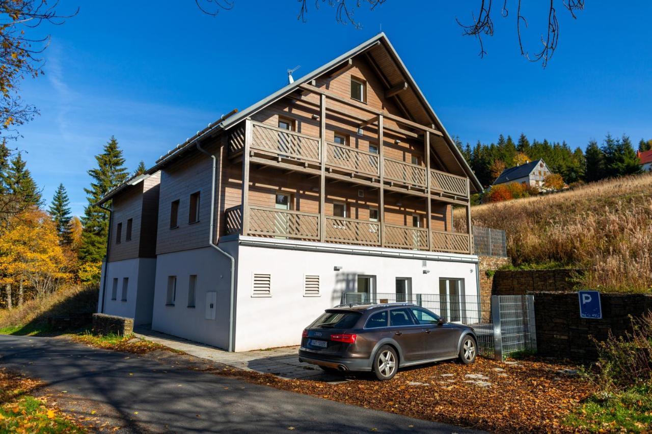 Apartament Krusnohorske Strane Loučná pod Klínovcem Zewnętrze zdjęcie