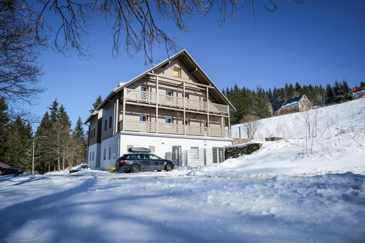 Apartament Krusnohorske Strane Loučná pod Klínovcem Zewnętrze zdjęcie